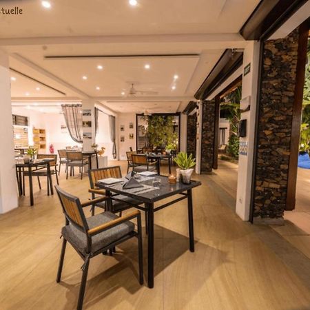 Toparadis Guest House Pereybere Beach Exterior photo