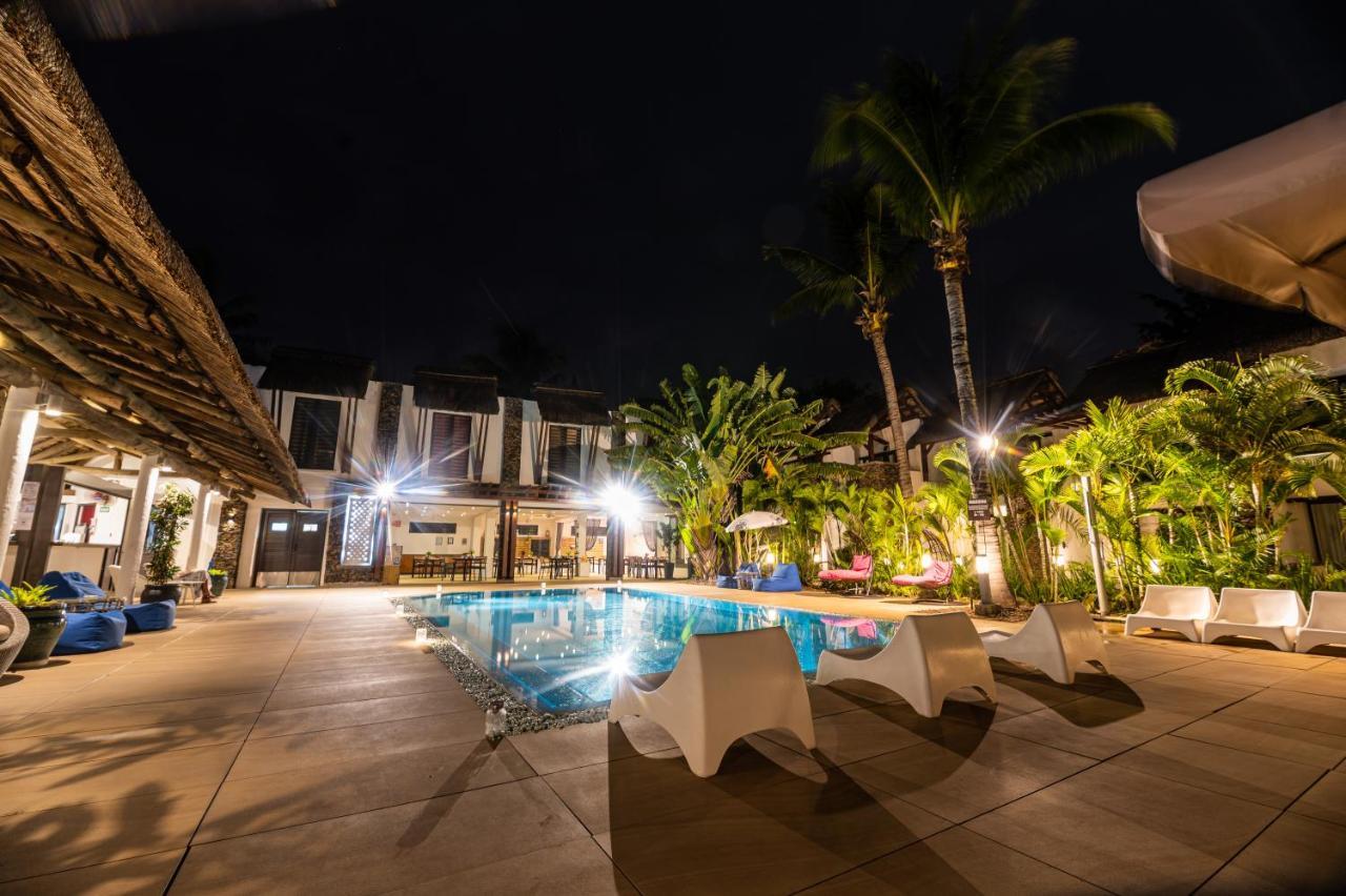 Toparadis Guest House Pereybere Beach Exterior photo