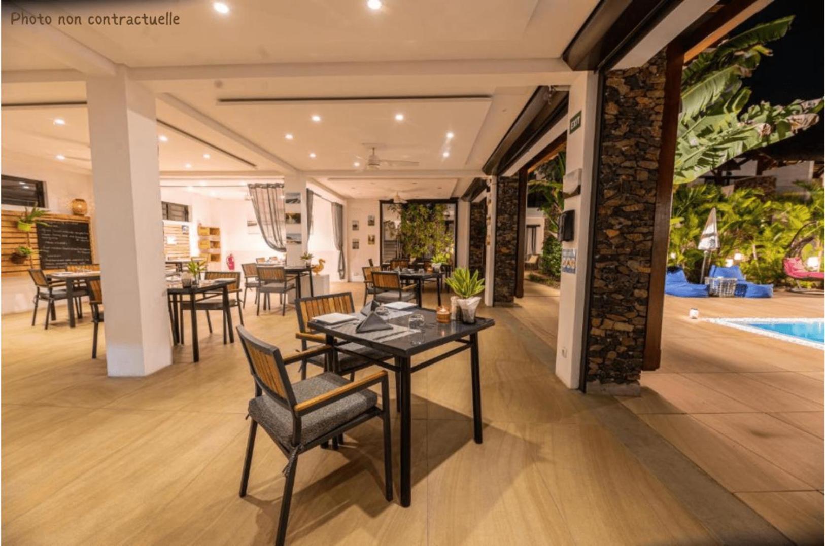Toparadis Guest House Pereybere Beach Exterior photo