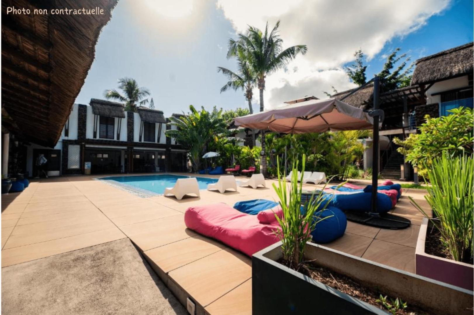 Toparadis Guest House Pereybere Beach Exterior photo